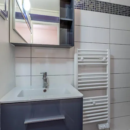 Renove A Plagne Centre, Acces Direct Pistes De Ski, Balcon, Parking Gratuit - Fr-1-351-79 Apartment