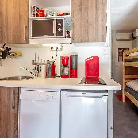 Apartment Renove A Plagne Centre, Acces Direct Pistes De Ski, Balcon, Parking Gratuit - Fr-1-351-79 *